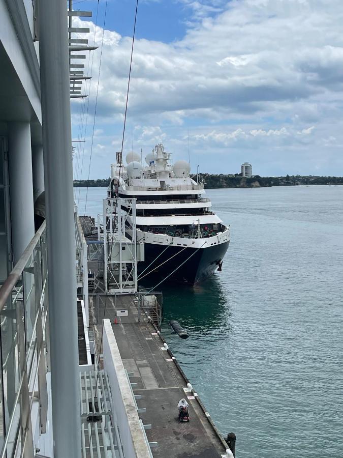 Luxury Apartment - Parking - Hot Tub - Stunning Views Auckland Eksteriør billede