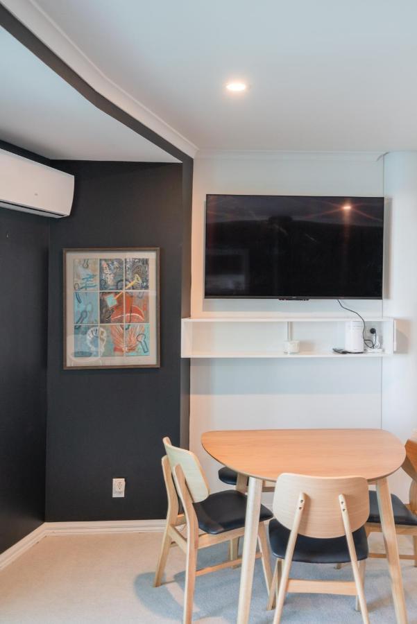 Luxury Apartment - Parking - Hot Tub - Stunning Views Auckland Eksteriør billede